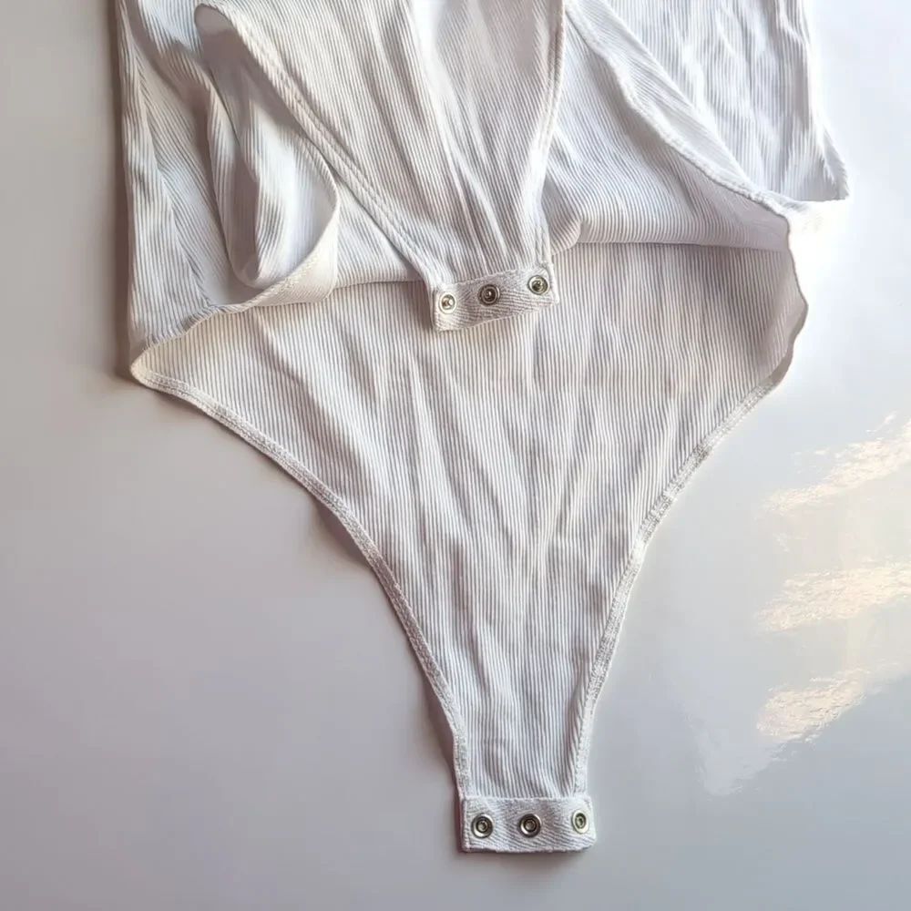 H&M White Ribbed Bodysuit Deep Scoop neck At The Back M Cotton - Picture 4 of 6